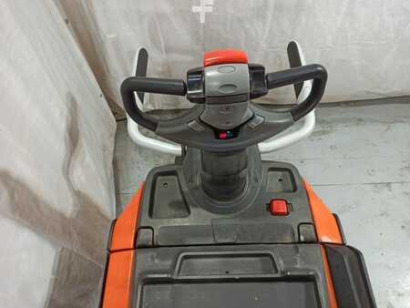 Electric Pallet Jacks 2016  BT LPE200 (6)