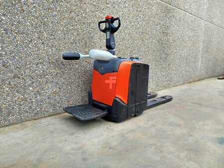 Niederhubwagen 2016  BT LPE200 (1)