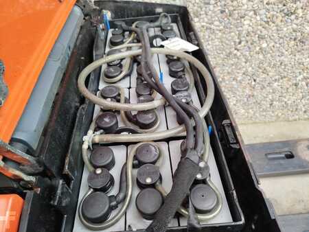 Niederhubwagen 2016  BT LPE200 (8)