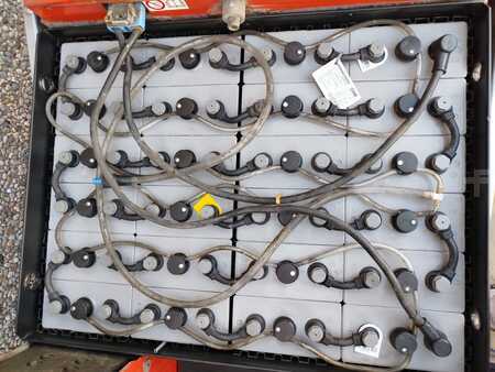 Chariots électriques à 3 roues 2007  BT C3E160 BAT.100 (10)