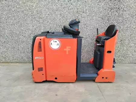 Traktor 2011  Linde P50C (2)