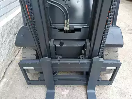 Diesel Forklifts 2019  Linde H25D (5)