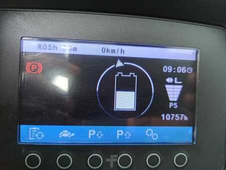 Elektryczne 4-kołowe 2020  Jungheinrich EFG430 (9)