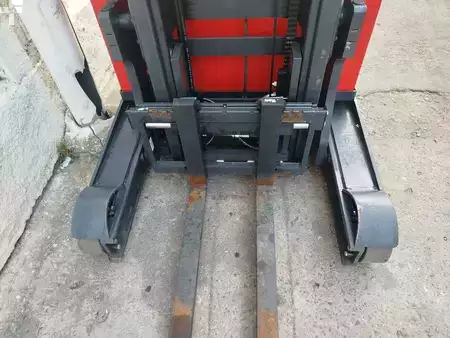 Reach Truck 2018  Linde R10B (6)