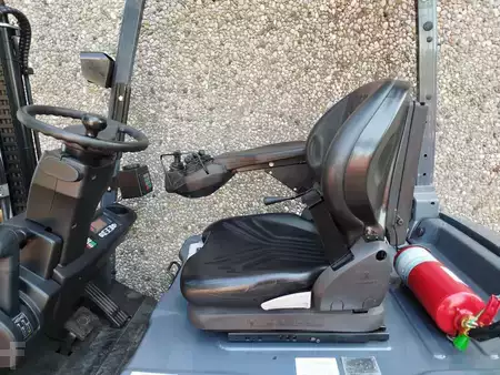 Eléctrico - 3 rodas 2013  Toyota 8FBET16 (7)