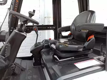 4-wiel elektrische heftrucks 2016  Nissan HX40 (7)
