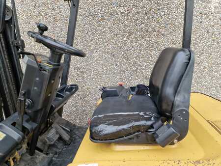 Carrelli elettrici 3 ruote 2000  CAT Lift Trucks EP18KT (6)