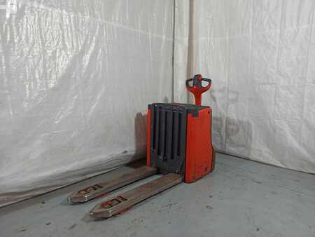 Porta-paletes elétrico 2013  Linde T16 L (3)