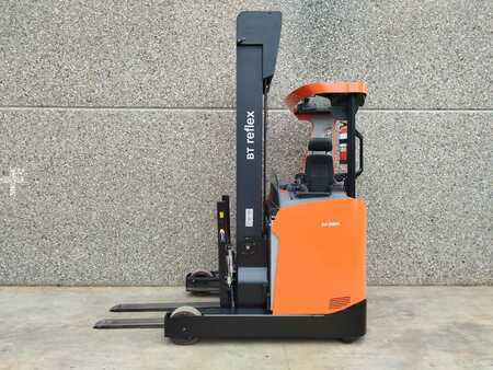 Schubmaststapler 2017  Toyota RRE160H Litio (2)