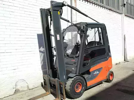El truck - 4 hjulet 2019  Linde E25-01 EVO (1)