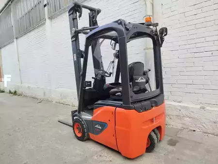 Elektryczne 3-kołowe 2023  Linde E12-02 (3)