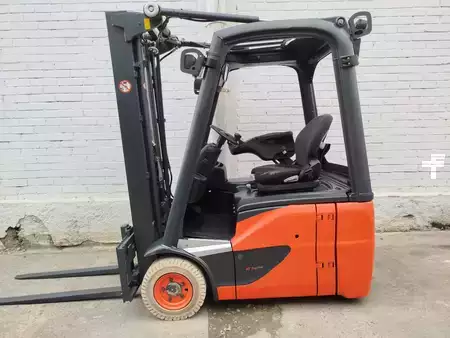 Elektrisk- 3 hjul 2015  Linde E14-02 (2)