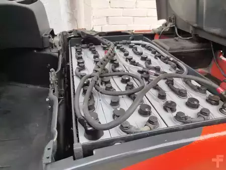 Sähkö - 3 pyör 2018  Linde E14-02 EVO (10)