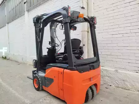 Sähkö - 3 pyör 2018  Linde E14-02 EVO (3)
