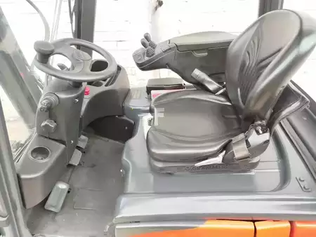 Sähkö - 3 pyör 2018  Linde E14-02 EVO (7)