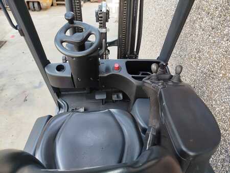 El truck - 4 hjulet 2019  Linde E16PH-02 EVO (8)