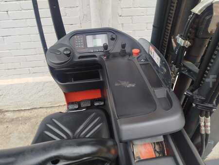 Schubmaststapler 2019  Linde R12B (6)