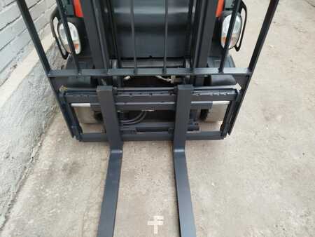 Carretilla elevadora diésel 2020  Linde H16D (5)