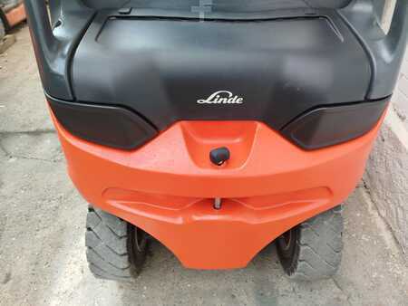 Sähkö - 4 pyör 2013  Linde E45/600 (6)