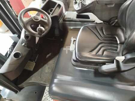 Sähkö - 4 pyör 2013  Linde E45/600 (7)