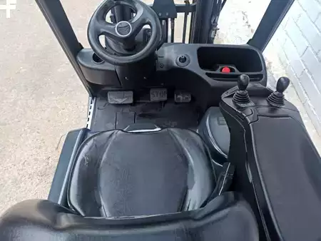 Elektrisk- 3 hjul 2017  Linde E14-02 EVO (8)