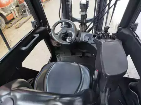 Empilhador diesel 2019  Linde H16D-01 EVO (8)