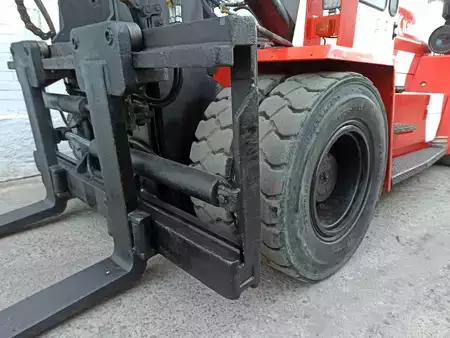 Carretilla elevadora diésel 1992  Kalmar DC12-1200 (4)