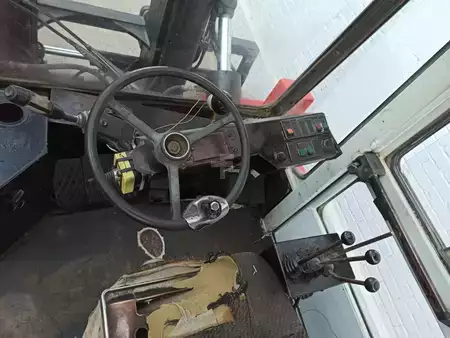 Carretilla elevadora diésel 1992  Kalmar DC12-1200 (8)