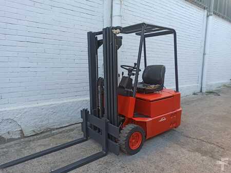 Elektro 3 Rad 1986  Linde E15P (1)
