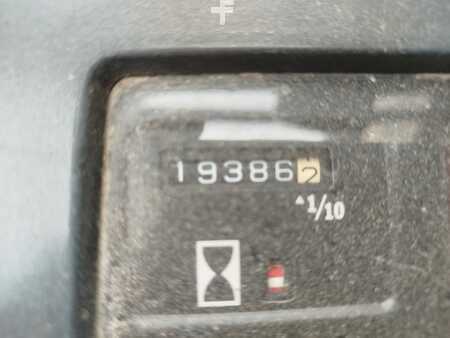 Wózki widłowe diesel 1991  Toyota 5FD70 (8)