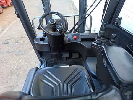 4-wiel elektrische heftrucks 2017  Linde E16PH-02 (8)