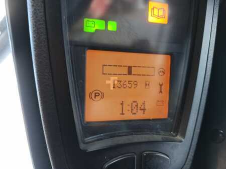 4-wiel elektrische heftrucks 2017  Linde E16PH-02 (9)