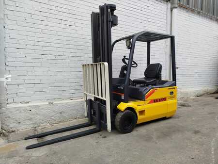 Carrelli elettrici 3 ruote - OM EU3/17.5 (1)