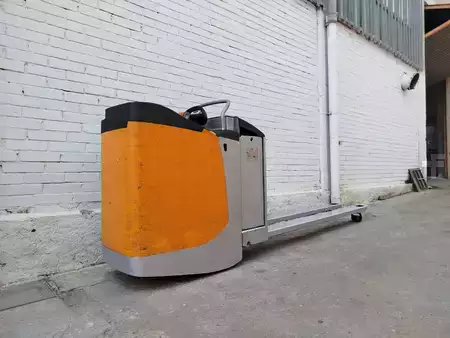 Electric Pallet Trucks 2017  Still EXU-S24 (1)