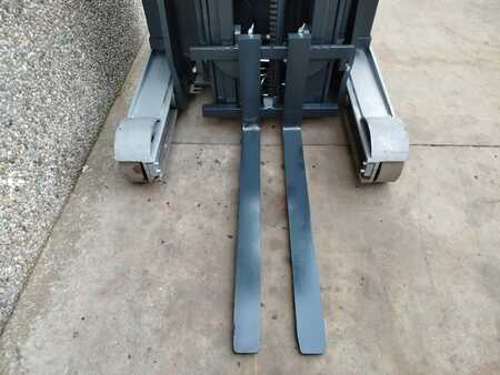 Retraky 2014  Still FM-X12 (7)