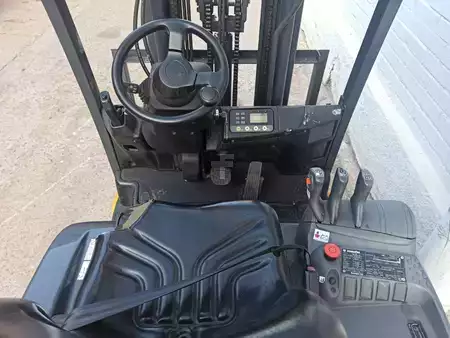 Carrelli elettrici 3 ruote 2014  Komatsu FB18M-12 (8)
