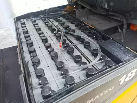 Carrelli elettrici 3 ruote 2014  Komatsu FB18M-12 (9)