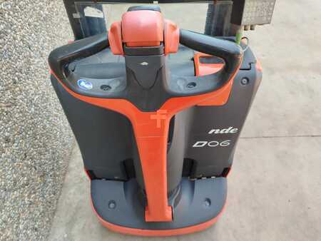 Apilador eléctrico 2017  Linde D06 (4)
