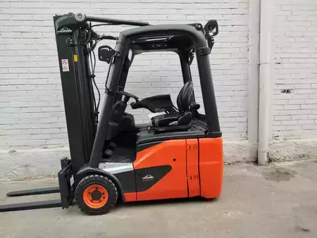 Elektro tříkolové VZV 2019  Linde E15-02 EVO (2)