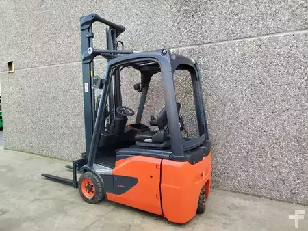 Elektro tříkolové VZV 2019  Linde E15-02 (3)