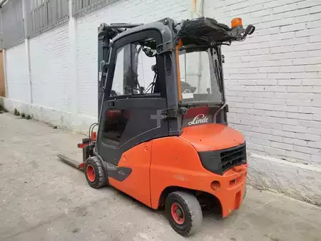 Empilhador diesel 2021  Linde H20D-02 (3)