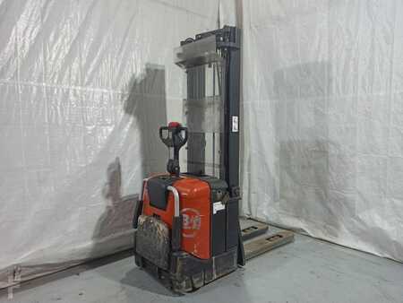 Hochhubwagen 2006  BT SPE160 (1)