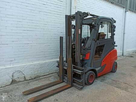 LPG heftrucks 2015  Linde H20T (1)