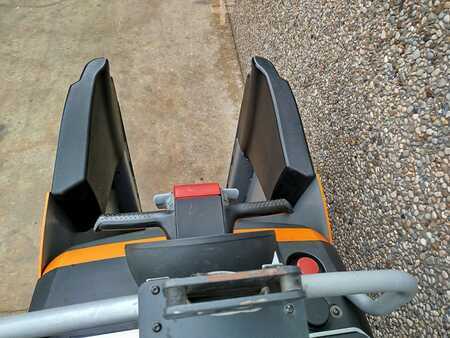 Niederhubwagen 2019  Still EXU-S22 (4)