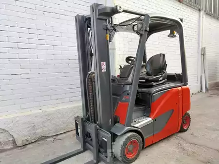 Elektro 4 Rad 2018  Linde E16PH-02 EVO (1)