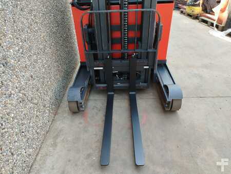 Schubmaststapler 2016  Linde R10B (7)