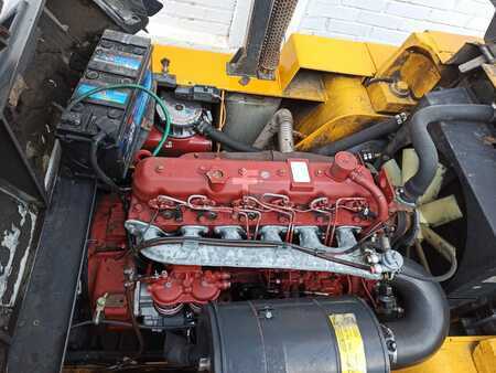 Carrelli elevatori diesel 2000  OM DI70C (9)