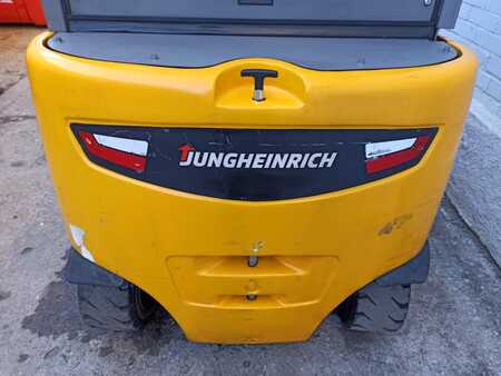 Chariot 4 roues électrique 2020  Jungheinrich EFG430k (6)