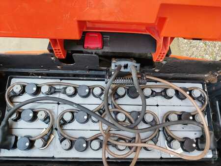 Electric Pallet Trucks 2017  BT LWE200 (7)