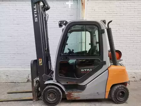 Carretilla elevadora GLP 2020  Still RX70-25T (2)